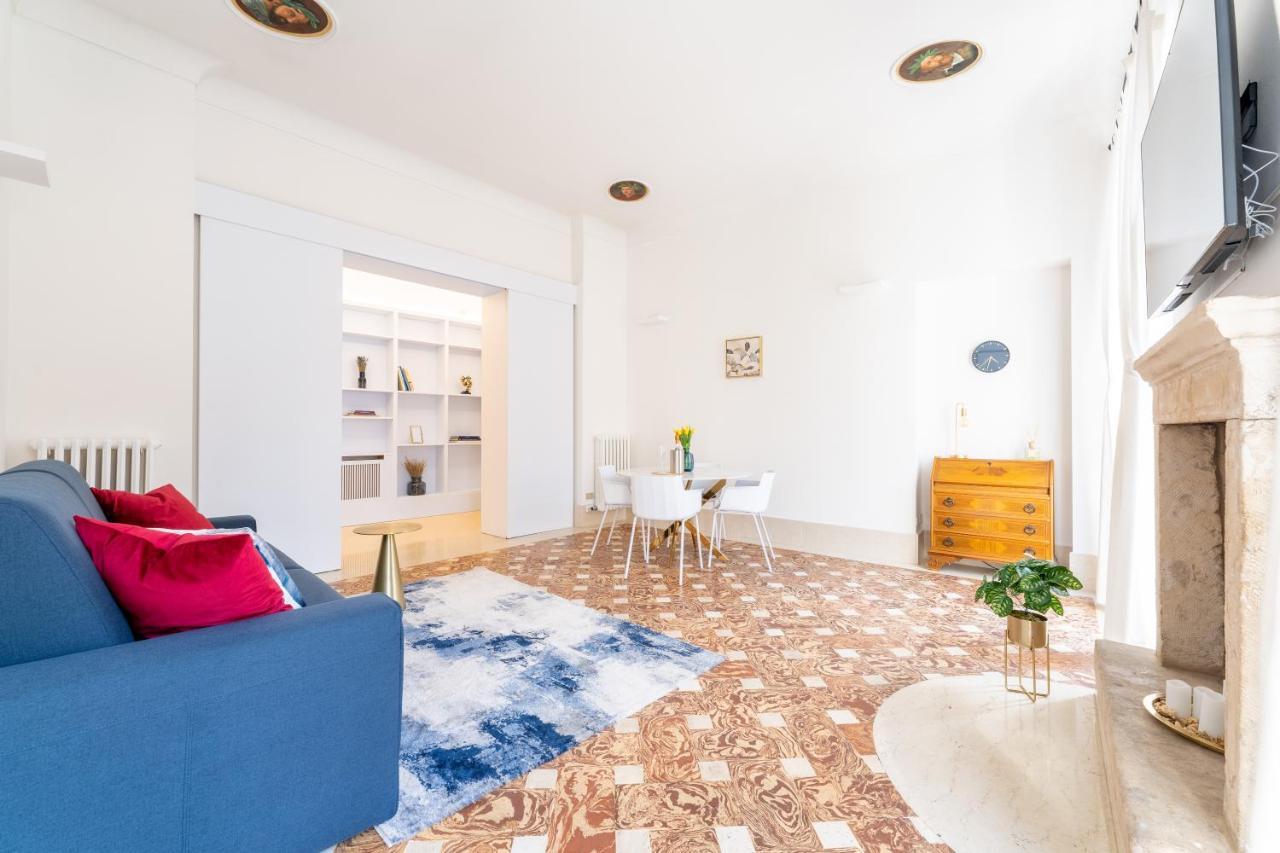 Corso Cavour Luxury Apartment Verona Exterior foto